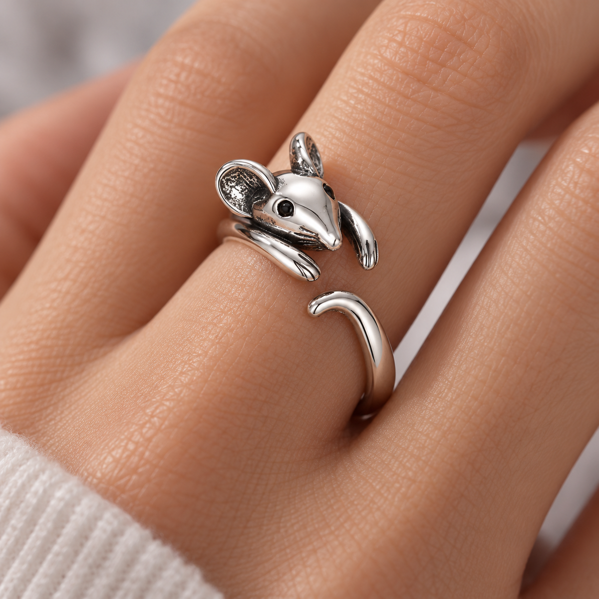 Vintage-Style Mouse Ring — Adjustable